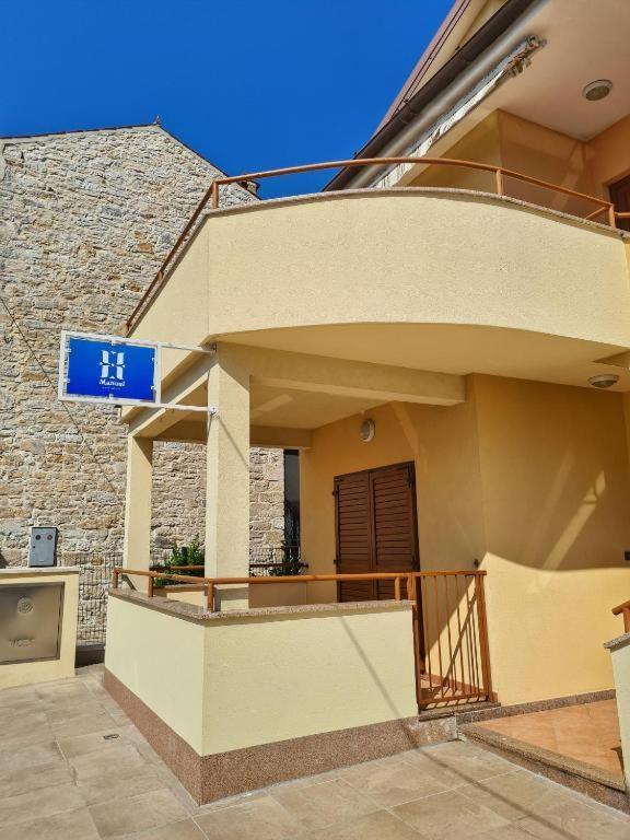 Apartments Manuel Novigrad  ภายนอก รูปภาพ