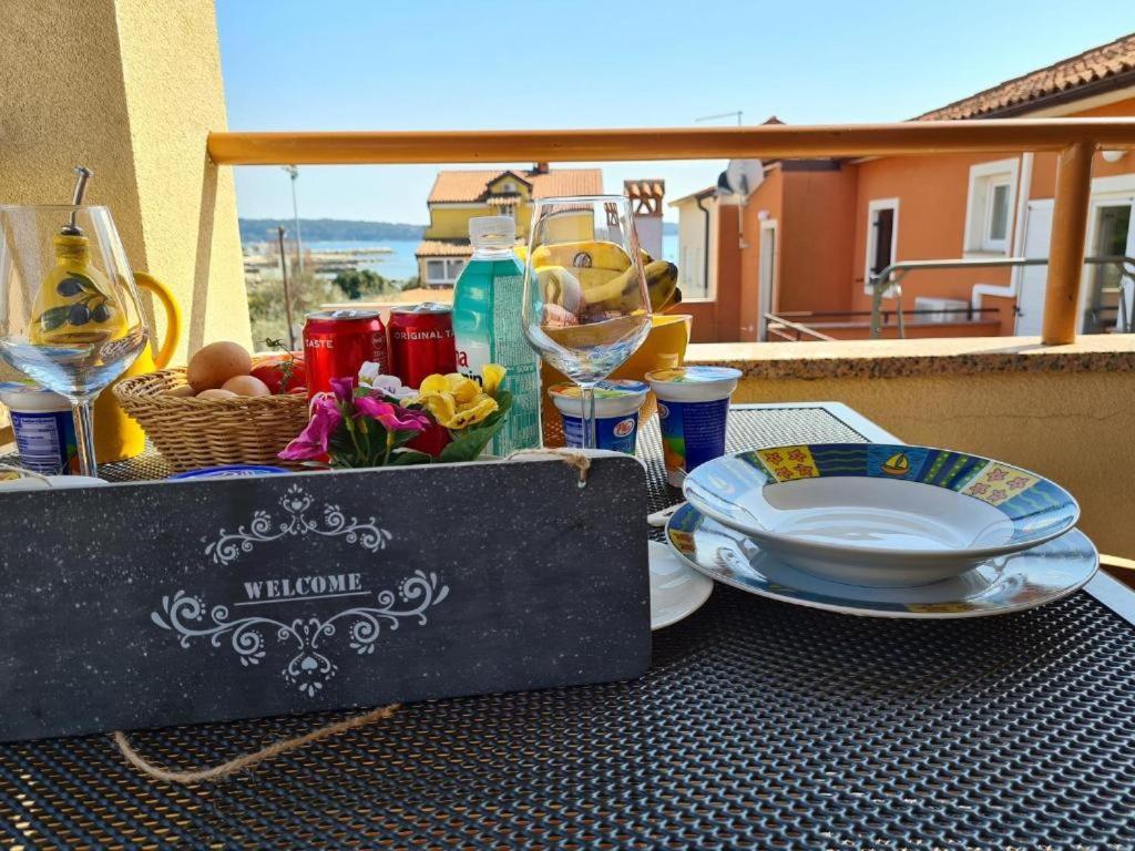 Apartments Manuel Novigrad  ภายนอก รูปภาพ